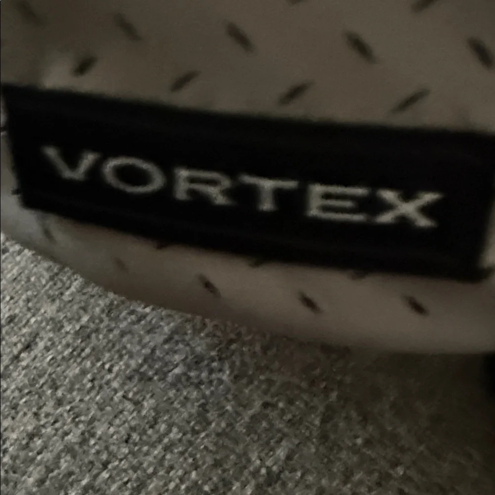 Nwt vortex, gray snapback hat - Picture 6 of 6